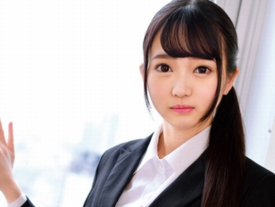 押したら折れちゃいそうな細身素人OLさんを死ぬほどピストン！